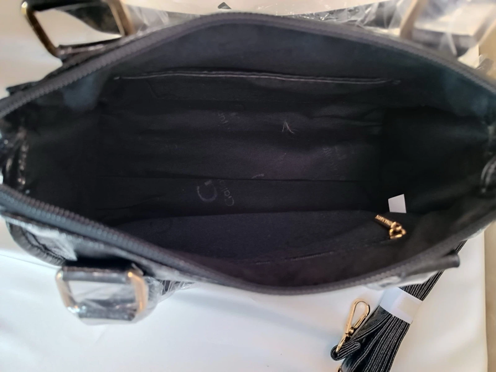 Bolsa de mão pequeno formato preto brilhante – photo 4